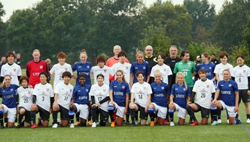 オランダ遠征-トレーニングマッチ-VS-SC-HEERENVEEN