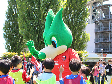 与野フードハートフルサッカー を開催 Urawa Red Diamonds Official Website
