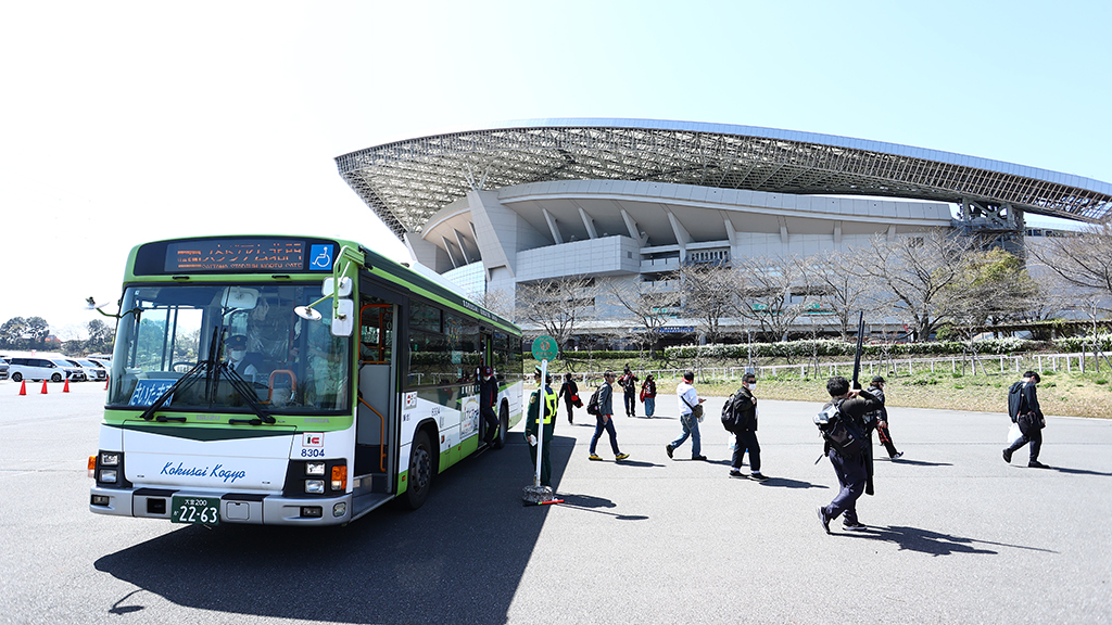 Shuttle bus service for the match against FC Tokyo on Saturday, (Sat)