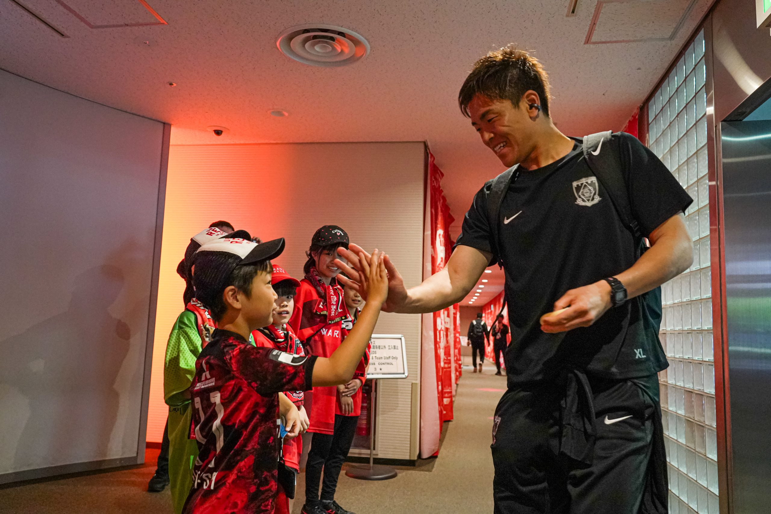 憧れの選手をお出迎え! 2/28(土)鹿島戦ウェルカムハイタッチを開催!